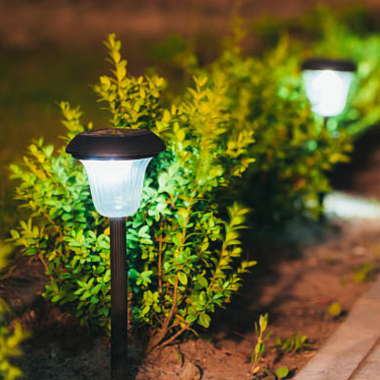 How Can You Decorate a Farmhouse with Outdoor Lights?